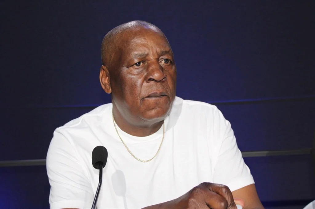 dailysunsa's tweet photo. #ICYMI: Soul Brothers co-founder: Pay back the money!
#SoulBrothers #MoneyIssues 
https://t.co/I9mNwdDx01 https://t.co/Pk5fswhBSx
