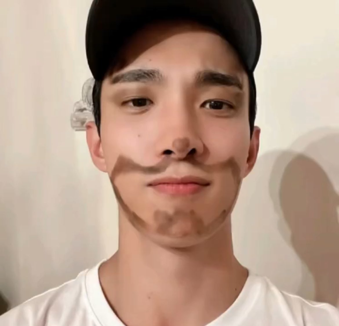 ikighannie's tweet photo. jeonghan at 27 yo https://t.co/oan2lbMoNK