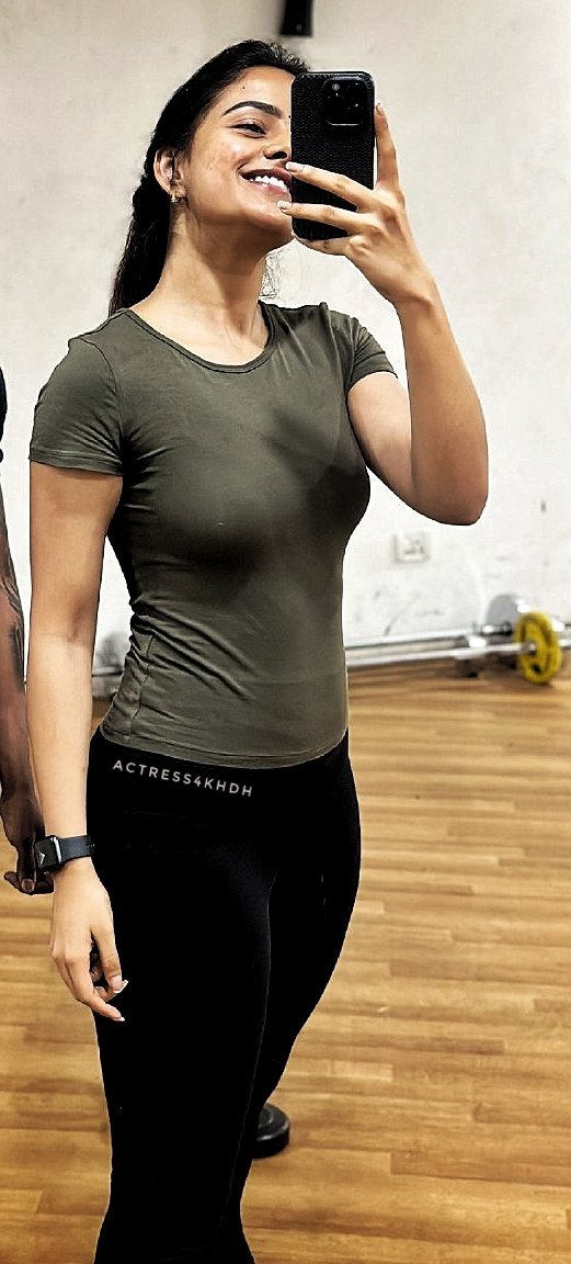 GiDBVp8bUAAVxM6?format=jpg&name=medium