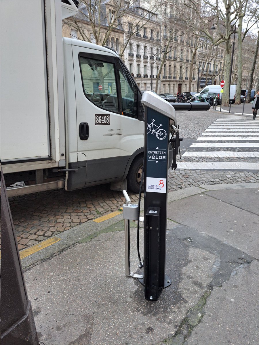 Alix comments tweet media