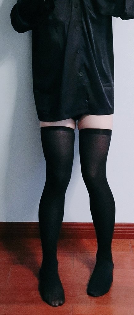 maisi010406's tweet photo. ＃黑丝伪娘 ＃腿 ＃粉鸡巴 ＃伪娘 ＃伪娘の日常 ＃伪娘cd ＃男娘 ＃可爱的男孩子 ＃肉腿 ＃湖州伪娘 ＃黑丝 ＃白丝 ＃浙江 ＃湖州 #男の娘 ＃找主 https://t.co/IeV1ccgYgG