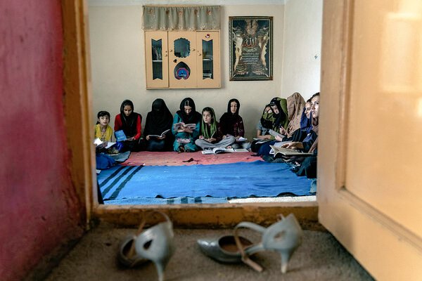 rights_afghan's tweet photo. Urgent inquiry @WhiteHouse: Millions of Afghan girls have been denied access to education since the Taliban's return to power. Urgent action is needed to ensure their right to education is protected. Afghan girls' futures must not be sacrificed due to the Doha deal.#StopDohaDeal https://t.co/2nrGGqVJaH