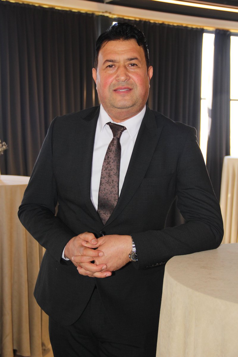 AkdenizEkonomik's tweet photo. ATSO'da İsmail İltemir sürprizi. ATSO seçimleri için   Antalya İnşaat Müteahhitleri Derneği Başkanı İsmail İltemir'in ismi de geçiyor. İltemir kendisinin adaylık açıklaması olmadığını, teklifler olduğunu, görevden kaçmayacağını, adaylığa kapısının kapalı olmadığını belirtiyor https://t.co/lAxOzR7PUD