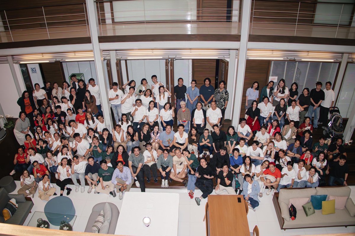 TalkinTrend's tweet photo. “หลานม่า” กับก้าวสำคัญในประวัติศาสตร์วงการภาพยนตร์ไทย
อ่านเพิ่มเติม >> https://t.co/L3MkcdkD7L
#หลานม่า #LAHNMA #bbillkin https://t.co/TWgwd71qJm