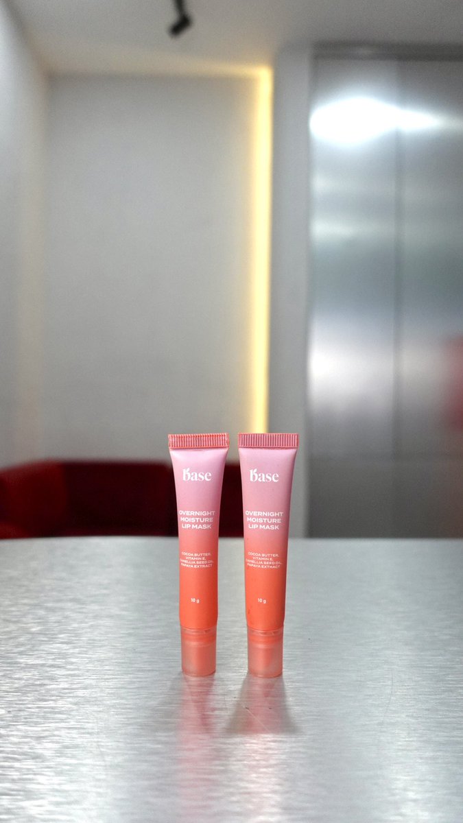 itsmybase's tweet photo. Pilih 1 bundle Buy 1 Get 1 dibawah ini yang paling kamu pengen!! 👀✨

#itsmybase #payday https://t.co/0TGFMzb748