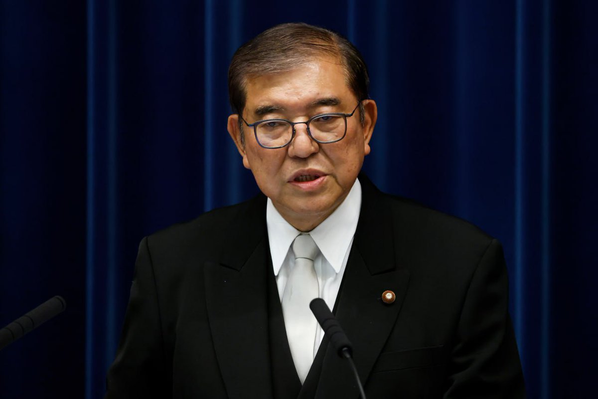 actuInter01's tweet photo. DIPLOMATIE : « Les relations entre le Japon et la Russie sont difficiles, mais notre pays poursuivra ses efforts pour résoudre le problème territorial et conclure un traité de paix » a déclaré Shigeru Ishiba le Premier ministre japonais. https://t.co/TenwC96YaD