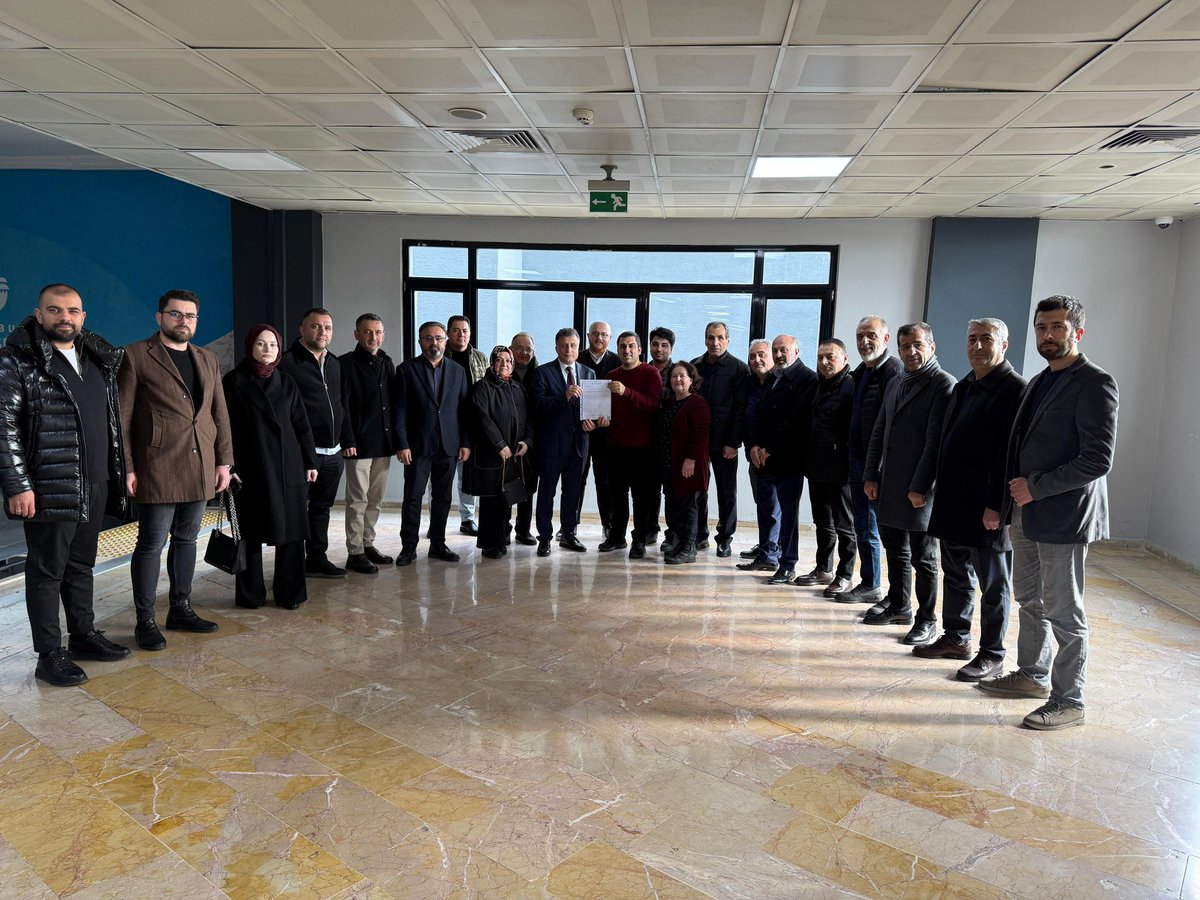 İl başkanlığımızın tensipleri ve delegelerimizin teveccühü ile seçildiğim 8.Dönem Bayrampaşa İlçe Başkanı olarak,yönetim kurulumuz ile birlikte İlçe Seçim Kurulundan mazbatamızı alarak halkımıza hizmet için birlik ve beraberlik içinde var gücümüzle çalışıcağız.
<a href="/Akparti/">AK Parti</a>