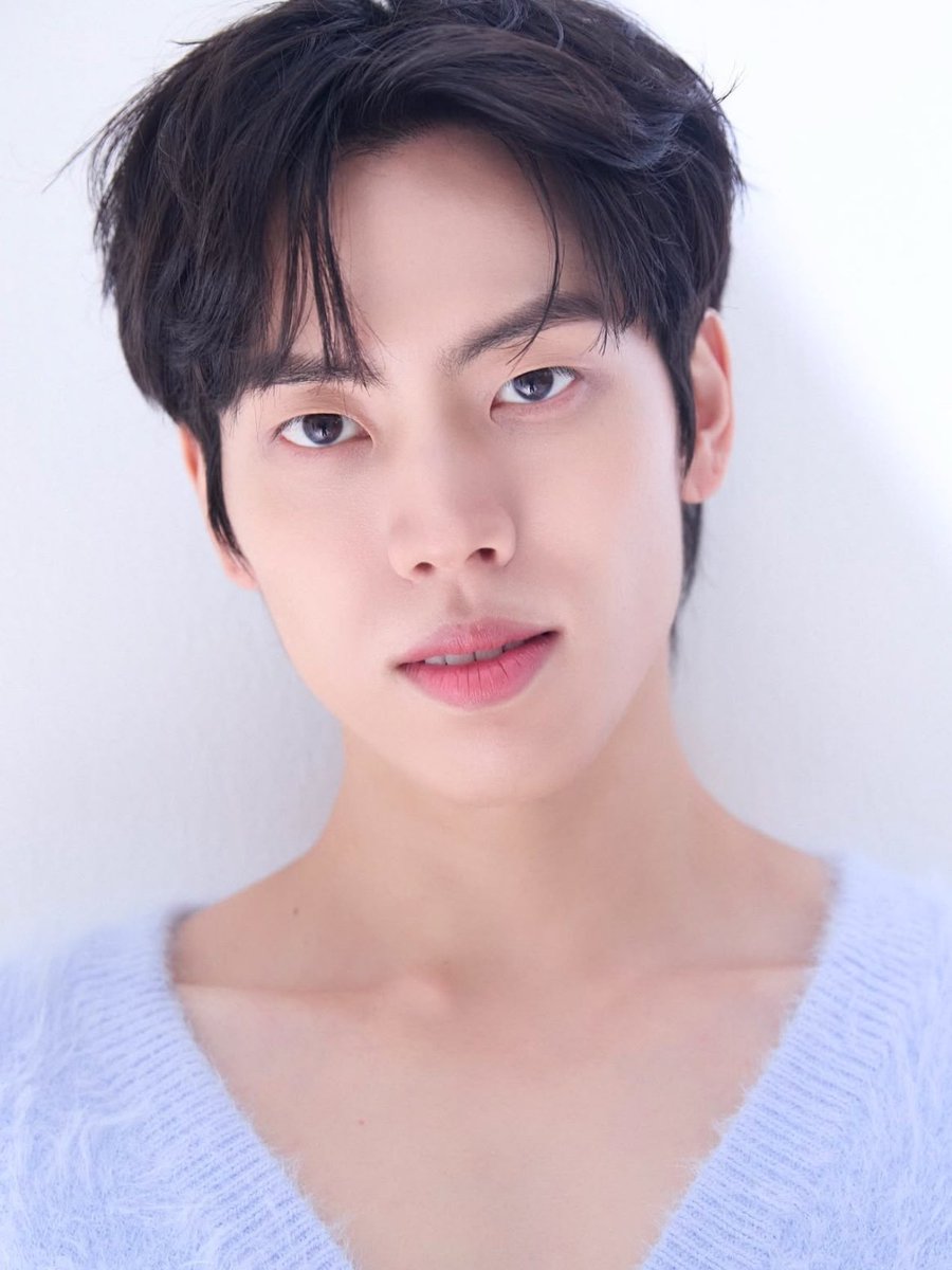 ifntinfo's tweet photo. [INFO] INFINITE Dongwoo "Dream High" Musical (Jinguk)

Japan 
🗓 April 11 - 27
📍 Theater H, Shinagawa, Tokyo

He will also be playing the same role in Korea after the shows in Japan

Korea
🗓 April 5 - June 1
📍 Woori Financial Art Hall, Seoul

📌 Detailed schedule TBA

#인피니트 #동우 #장동우 https://t.co/AMyiFoSy0v