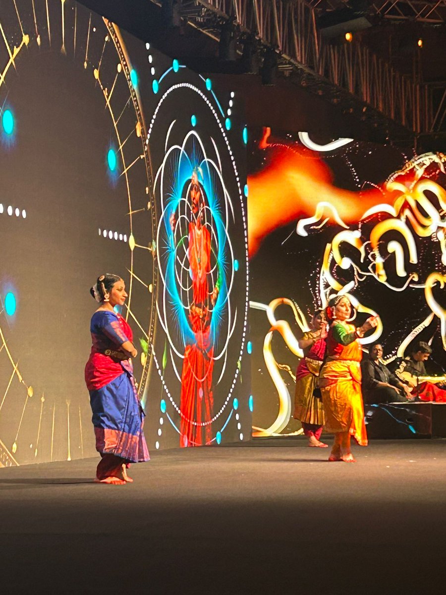 Quicksand tweet media