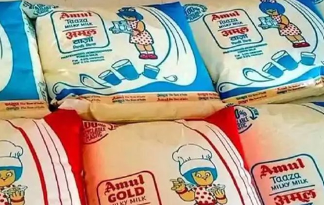 BenefitNews24's tweet image. અમૂલે દૂધના ભાવમાં પ્રતિ લીટરે કર્યો 1 રૂપિયાનો ઘટાડો

વિગતે જાણો :

benefitnews.in/gujarati/gujar…

@Amul_Coop #MILK #Amulmilk #milkpacket