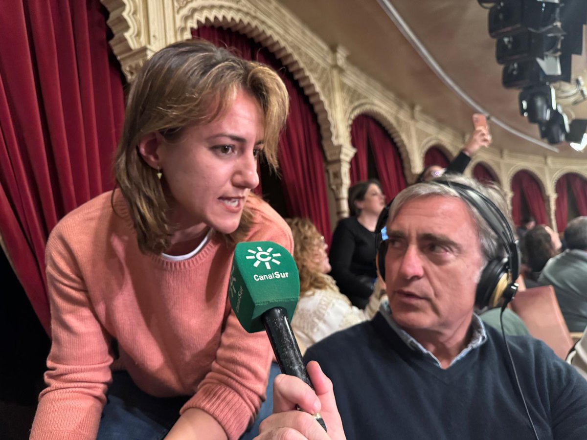 Carnaval Sur (@carnavalsur) on Twitter photo 🔴🔴🔴Anoche nos visitó Estrella Fernández <a href="/EstrellaCine/">Estrella Fdez.</a> para contamos sobre su último trabajo “El storytelling visual en las agrupaciones del Falla” 🔴🔴🔴Anoche nos visitó Estrella Fernández <a href="/EstrellaCine/">Estrella Fdez.</a> para contamos sobre su último trabajo “El storytelling visual en las agrupaciones del Falla”