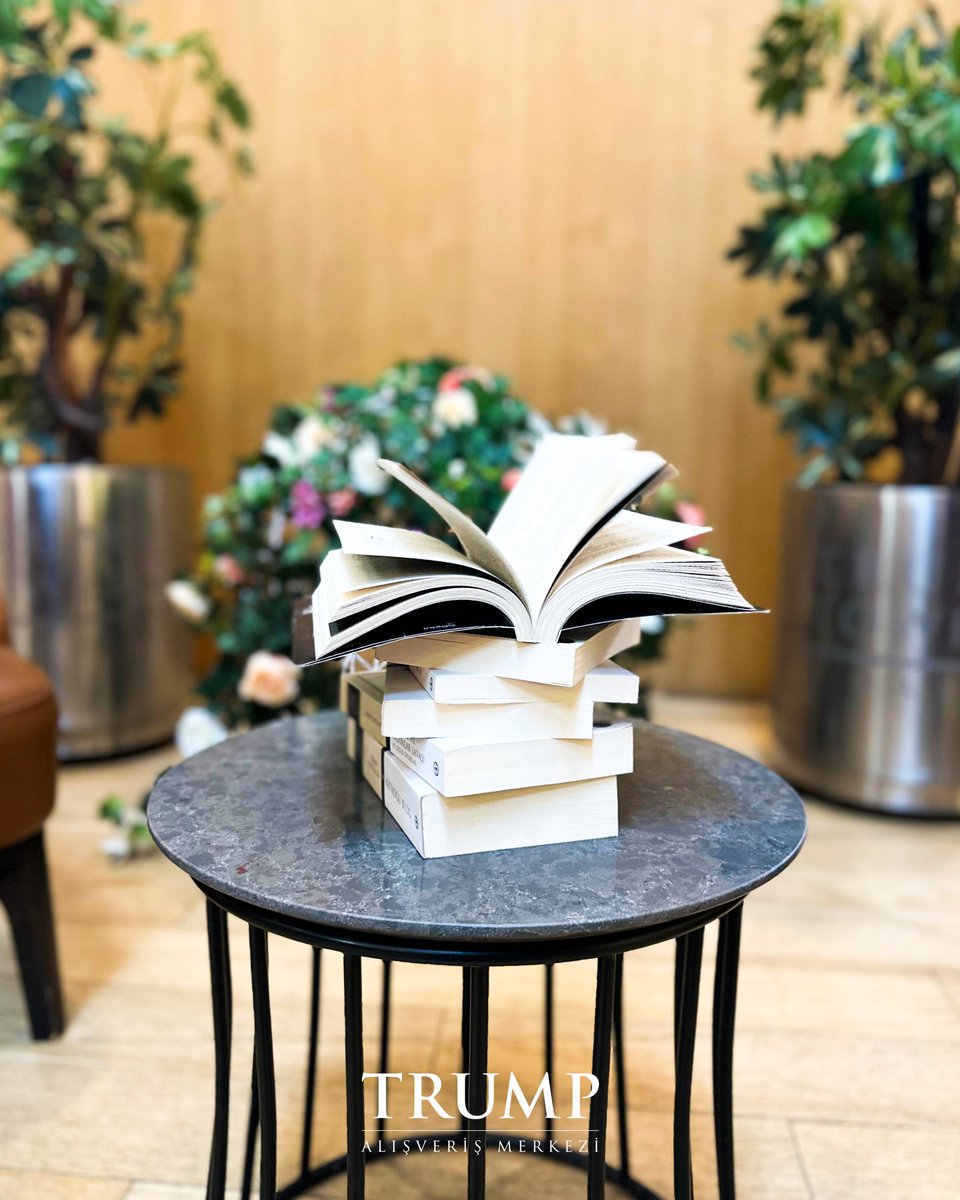 TrumpAVM's tweet image. Okumayı sevenler Trump AVM 2. Kitap Fuarı’nda buluşuyor!📚

Çok sevilen kitaplar, kırtasiye, dekorasyon ürünleri ve çeşitli oyunlar B3 katında sizleri bekliyor.🤩

#TrumpAVM #TrumpSanaİyiGelir #KitapFuarı