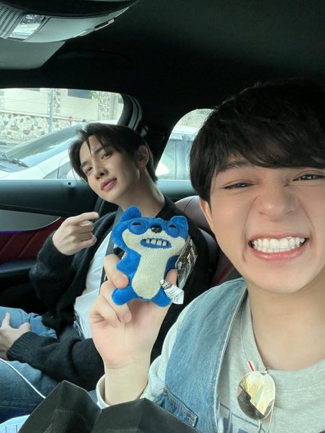 BASjorok's tweet image. DIKASIH BONEKA ANEH BIN UCUL SAMA COWOKKU