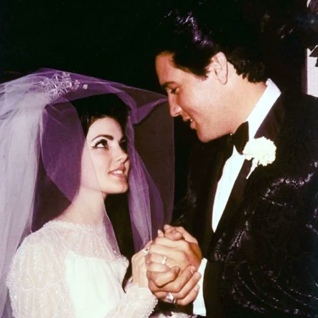 Wedding photos of Elvis and Priscilla Presley, May 1, 1967. https://t.co/eObIrfv5t5