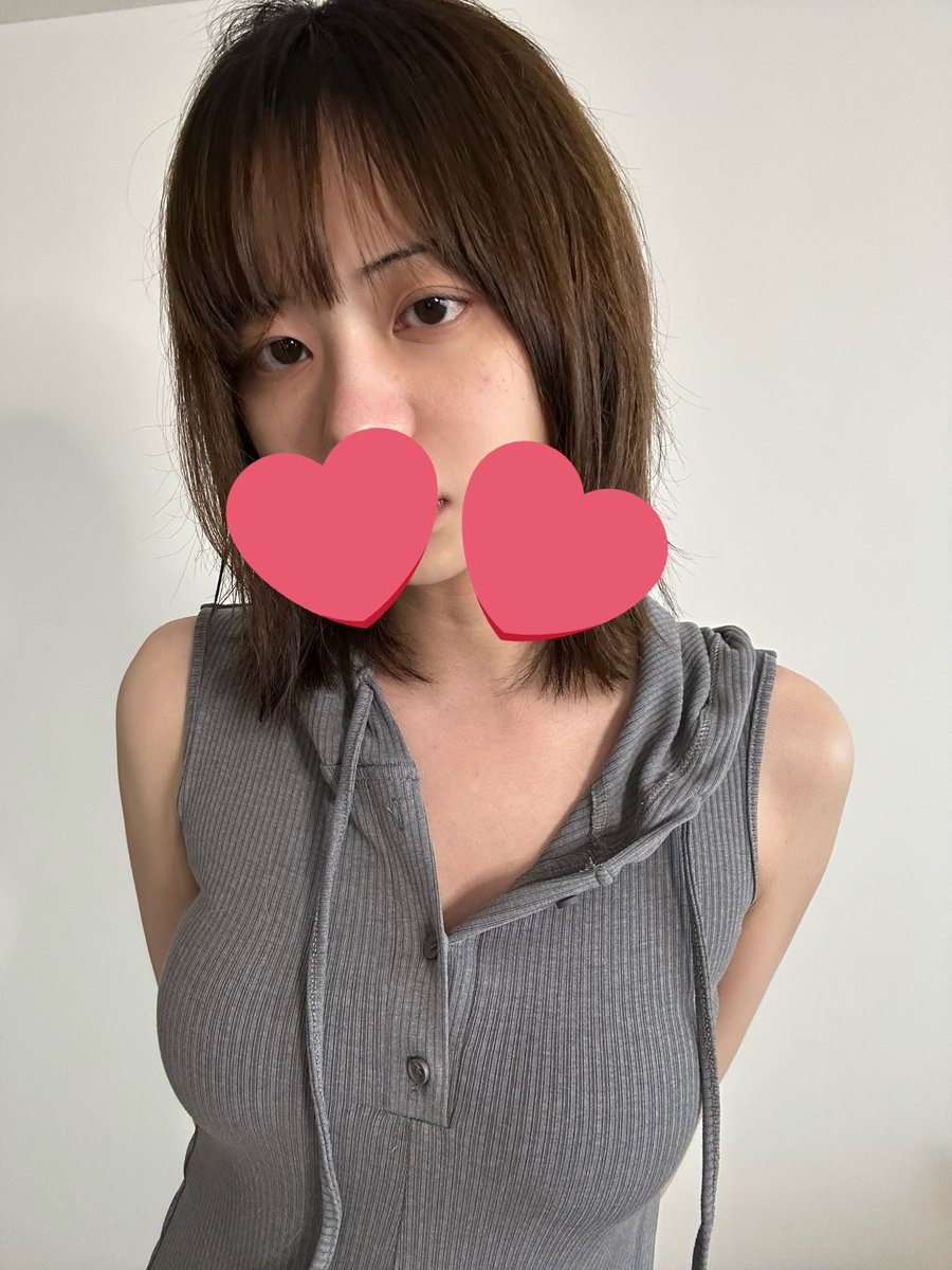 meizaijiang's tweet photo. 完全素颜 https://t.co/sQK5dOpd3Y