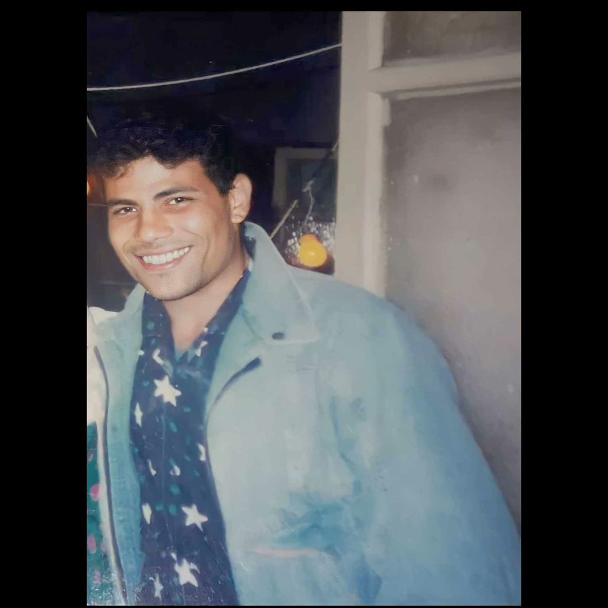 اللهم ارحم والدي بواسع رحمتك، اللهم اجعل المسك ترابه والحرير فراشه، واجعل قبره روضةً من رياض الجنة، واغفر له وتجاوز عنّه ، اللهم نقّه من الذنوب والخطايا كما ينقى الثوب الأبيض من الدنس واغسله بالماء والثلج والبرد انك على كل شيً قدير.