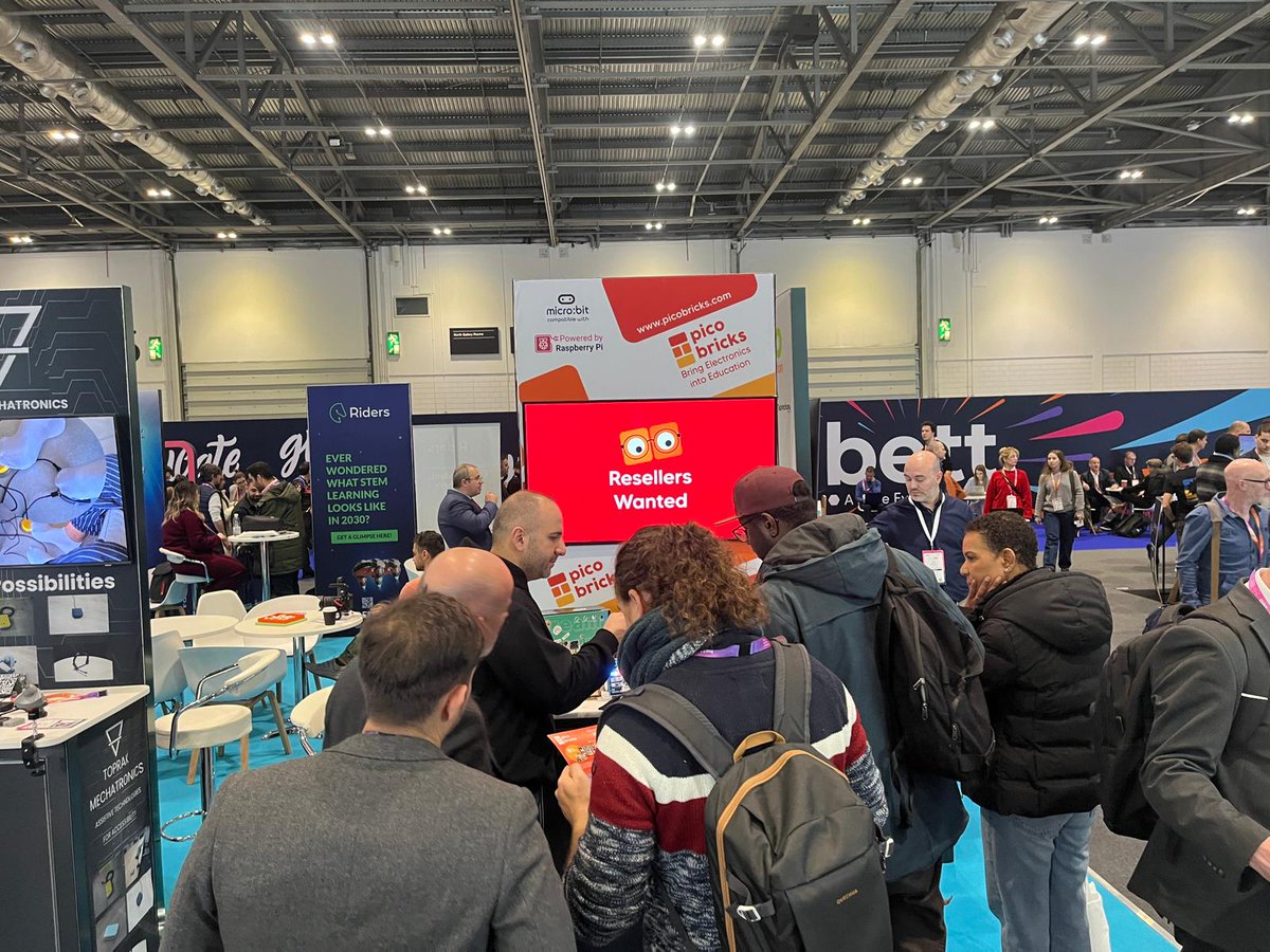 PicoBricks tweet media