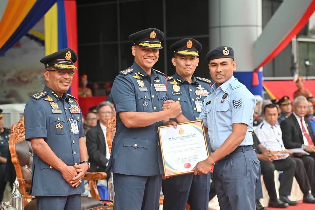 Jabatan Bomba dan Penyelamat Malaysia tweet media