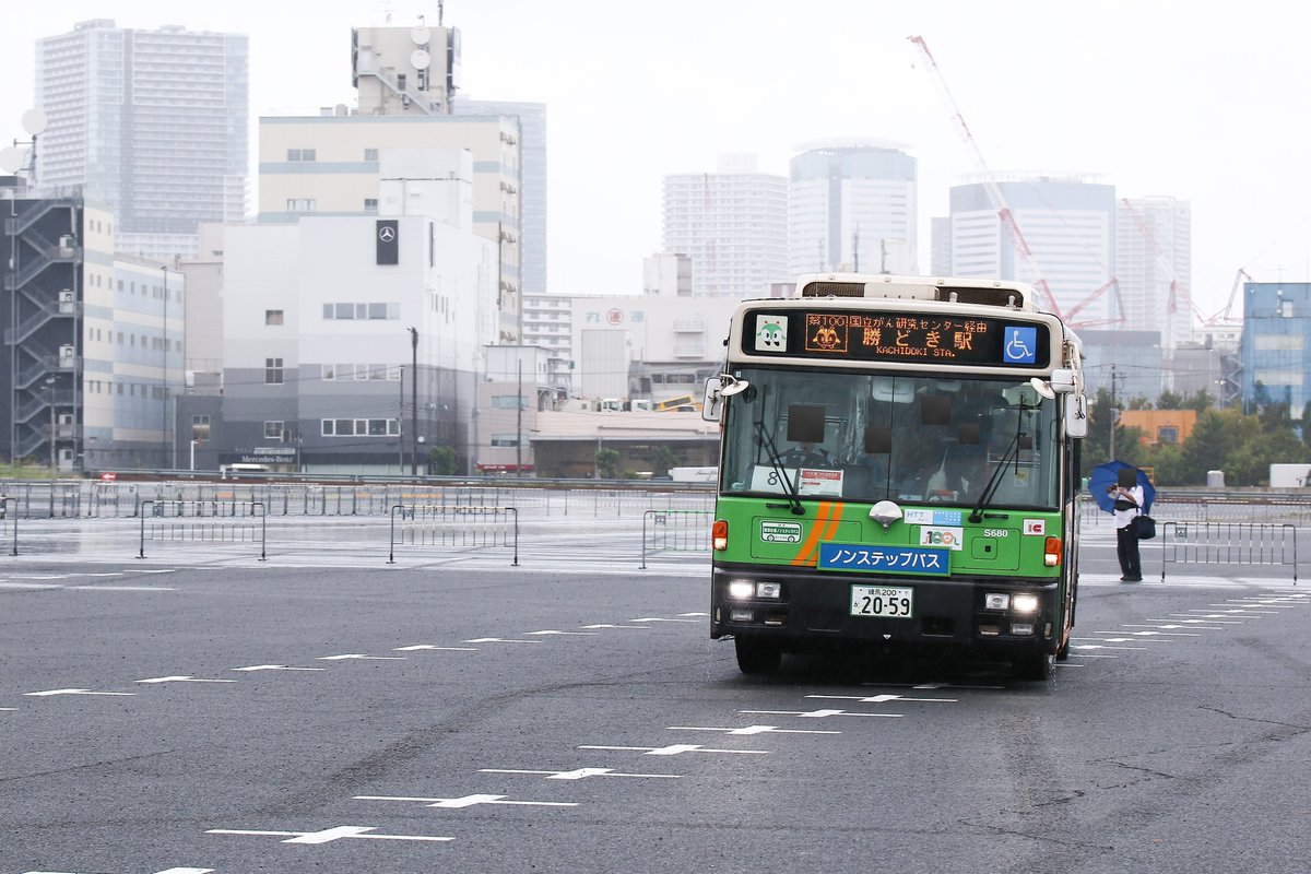 oojima_bus's tweet photo. F-S680が除籍とのことで。これで都営バスから日産ディーゼルが消滅となることに。お疲れ様でした。 https://t.co/vli5WcWmby