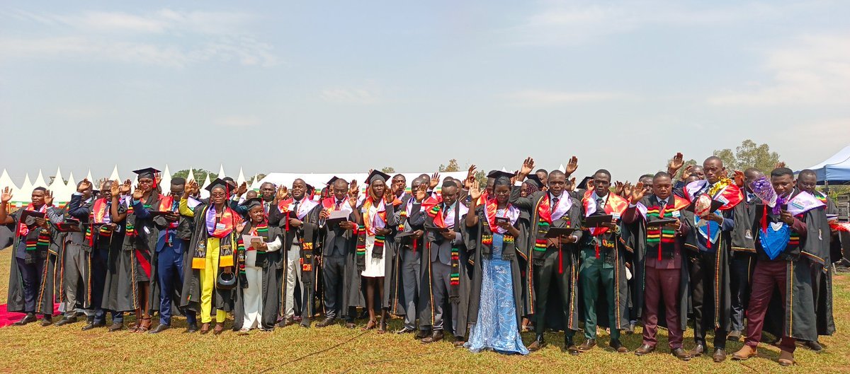 GuluVarsity's tweet photo. From graduands to graduates. Congratulations. The hard work paid off. @KomakechJimmy5 @JesseMuto @newvisionwire @RadioPacisGulu @RuhakanaR @GeorgeOpenjuru @Educ_SportsUg https://t.co/kcQXfKecUo