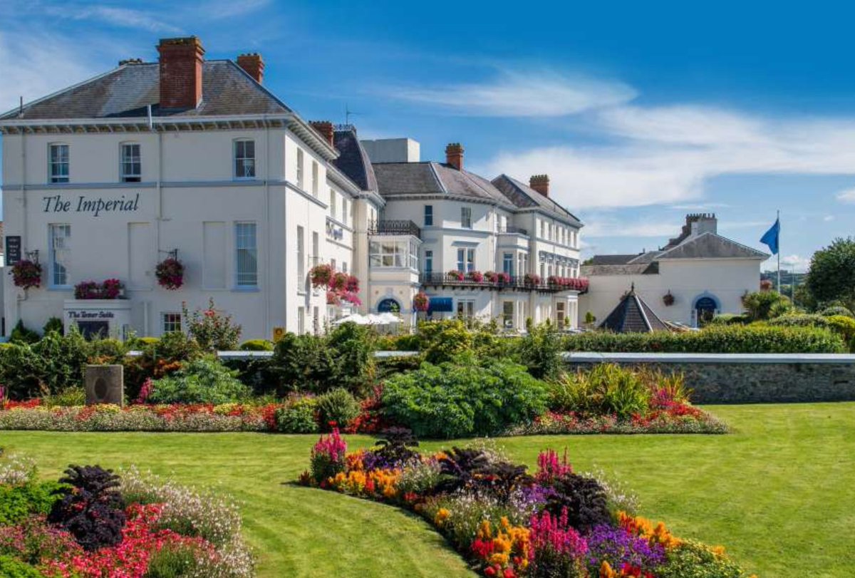 BrooklandTravel's tweet photo. 🌿Gardens of North Devon and Somerset Featuring Greencombe Garden in Somerset and RHS Rosemoor in Devon | 19 - 22 May 2025 🌿

A fabulous selection of superb gardens and a stay at a first-class four-star hotel await you on this tour!

Discover more … https://t.co/YsOv8gl8IX**** https://t.co/wJ6ooXhpaN