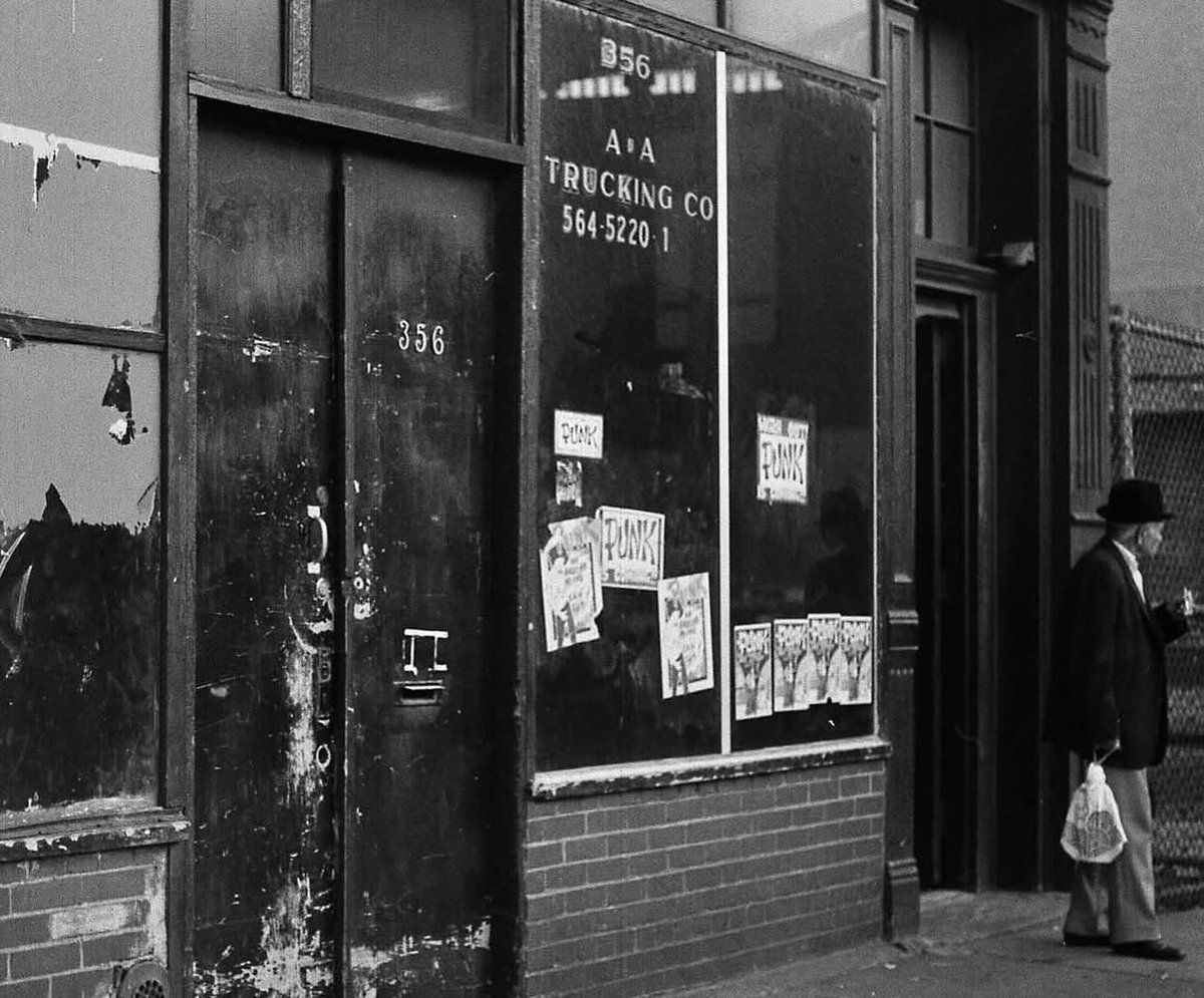THE BEST OF PUNK MAGAZINE』（2012）を誕生日に妻がプレゼントして