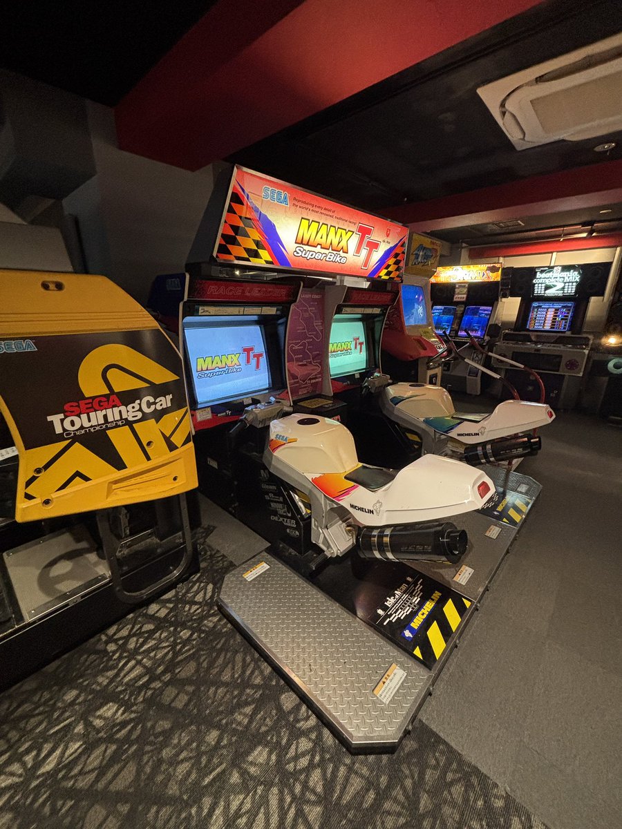 kenji99_3xv's tweet photo. #マンクスTT と #サイバーサイクル #500GP はあっても #モトクロスゴー は無かったw https://t.co/8KQmiALOR7