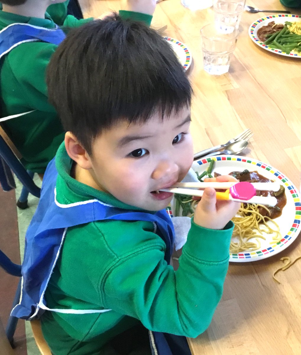 manorprep's tweet photo. We were treated to a delicious Chinese New Year themed lunch and were impressed at the children's use of chopsticks!
#ChineseNewYear2025 #ManorPrep https://t.co/lbHyVZmQPY