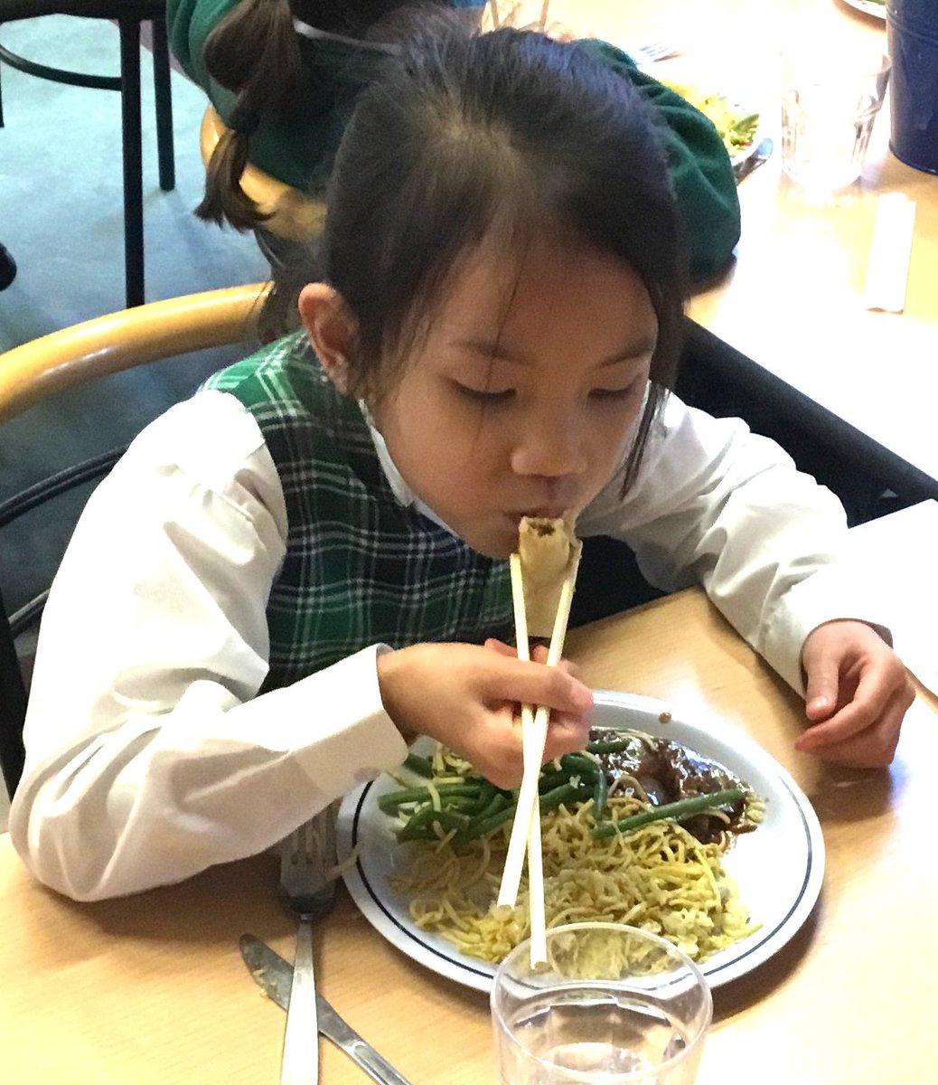 manorprep's tweet photo. We were treated to a delicious Chinese New Year themed lunch and were impressed at the children's use of chopsticks!
#ChineseNewYear2025 #ManorPrep https://t.co/lbHyVZmQPY
