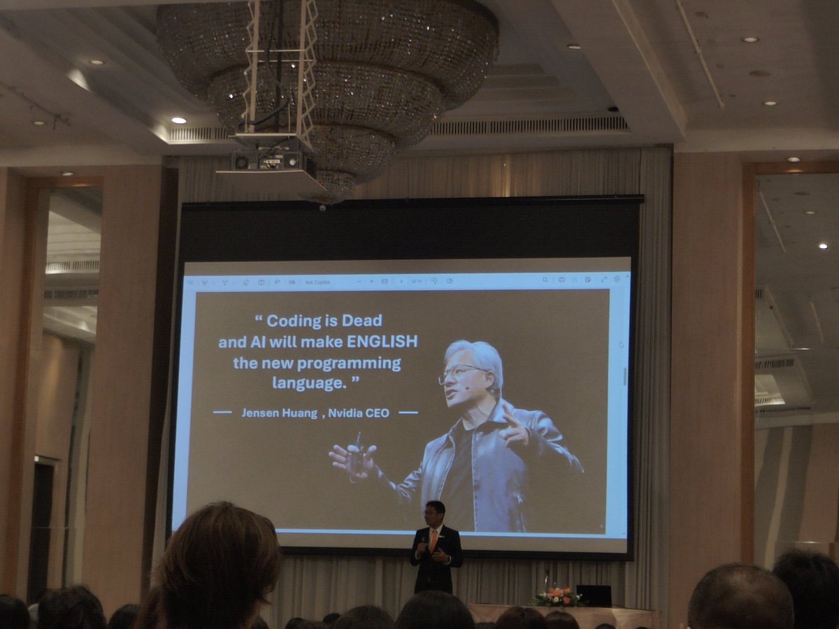 actuallysofiya's tweet photo. Psyched to be at the 44th Thailand TESOL International Conference! What a delight to connect with such amazing scholars! 
#ThailandTESOL #ThaiTESOL https://t.co/9f0wm8EwDM