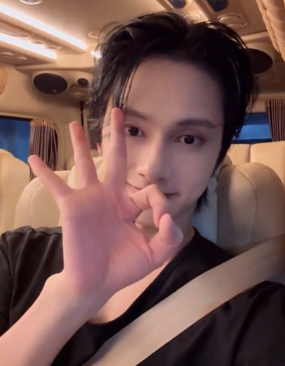 xueishaoo's tweet photo. WEN JUNHUI 🥹🤍 https://t.co/ngNMt2gzRW