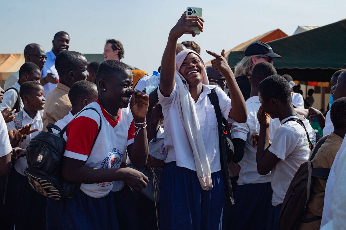 UNICEF Côte d'Ivoire (@unicef_civ) on Twitter photo Votre engagement en faveur des droits des adolescents et des jeunes est un véritable moteur de changement pour construire un avenir plus résilient et équitable✨.
Merci à @AmbCanCi <a href="/GAC_Corporate/">Global Affairs Canada</a> <a href="/UnfpaCI/">UNFPA Côte d'Ivoire</a> <a href="/onufemmesCIV/">ONU Femmes Côte d'Ivoire</a> <a href="/ACF_CI/">Action Contre la Faim Côte d'Ivoire</a> .
#PourChaqueEnfant 💙 Votre engagement en faveur des droits des adolescents et des jeunes est un véritable moteur de changement pour construire un avenir plus résilient et équitable✨.
Merci à @AmbCanCi <a href="/GAC_Corporate/">Global Affairs Canada</a> <a href="/UnfpaCI/">UNFPA Côte d'Ivoire</a> <a href="/onufemmesCIV/">ONU Femmes Côte d'Ivoire</a> <a href="/ACF_CI/">Action Contre la Faim Côte d'Ivoire</a> .
#PourChaqueEnfant 💙