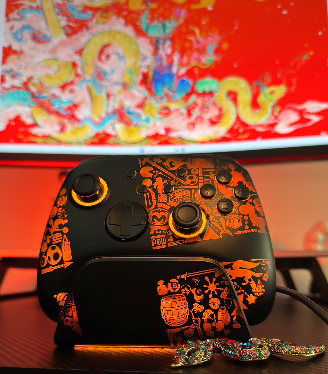 Funlab_switch's tweet photo. 🎊Happy Weekend!
🧧Start preparing for the Spring festival!

🤩And we are so ready for family gatherings and get prepared to play games!
😊What's the best party game? Share with me below!

#funlab #funlabfirefly #nintendo #switch #luminex #supermariobros #springfestival #lunarnewyear