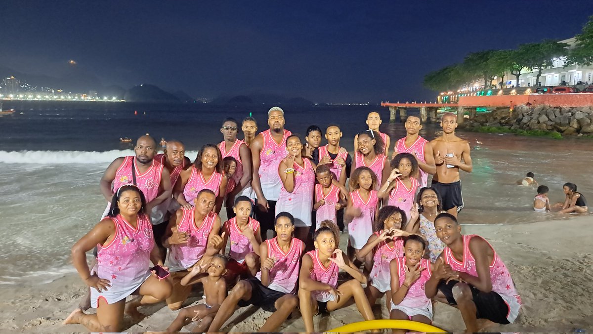 EstrelaGuiaFml's tweet photo. Nada reclamar só agradeci pelo dia de ontem é maravilhosa a família Folia Estrela Guia ontem foi tudo de bom e maravilhoso. https://t.co/CoD5bewnPS