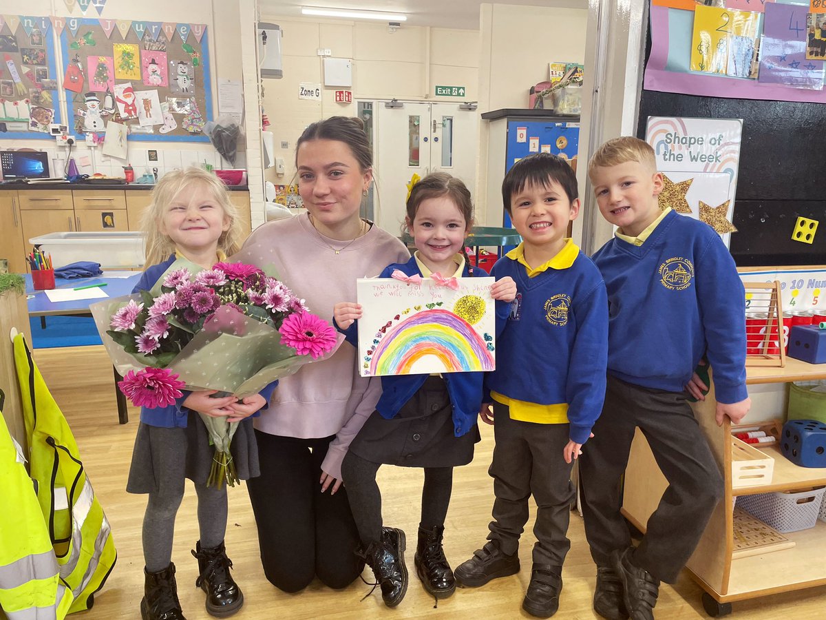 JamesBrindleyPS's tweet image. Today in Reception we say goodbye and thank you to our wonderful teaching student, Miss Evans. Your hard work, enthusiasm, and dedication have made such a positive impact on our school. Best of luck in your teaching journey—you’re going to be amazing! 🎉 #ThankYou #FutureEducator