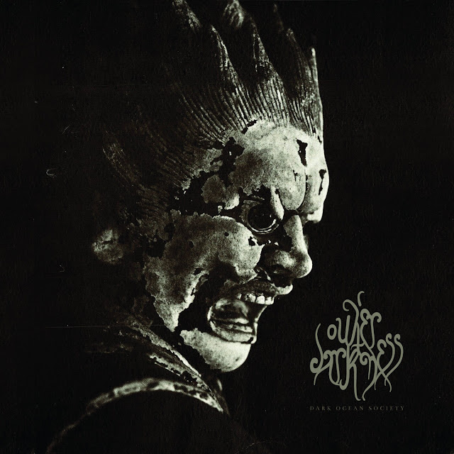 𝐎𝐮𝐭𝐞𝐫 𝐃𝐚𝐫𝐤𝐧𝐞𝐬𝐬 nous plonge dans l'océan noir de la société

Sortie et streaming intégral du nouvel album 𝐷𝑎𝑟𝑘 𝑂𝑐𝑒𝑎𝑛 𝑆𝑜𝑐𝑖𝑒𝑡𝑦

🎧<a href="/outerdarkness_/">Outer Darkness</a>
🎶Blackgaze / RABM
🌎USA, New York City

Info➡️scholomance-webzine.com/2025/01/sortie…
