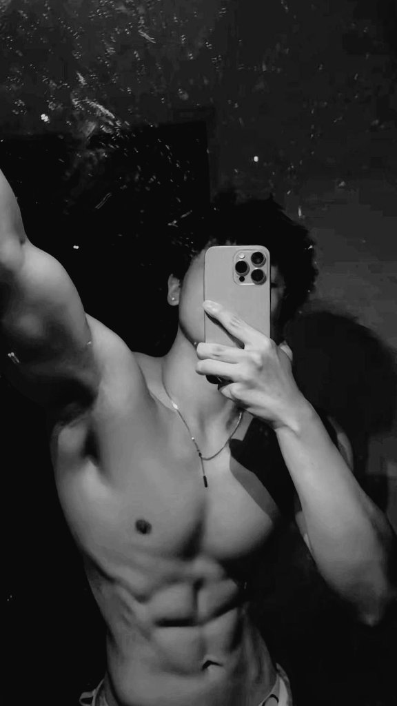 farismafa's tweet photo. 💪😁Gymbro

#fitness #sportpose #gymboy #sport #bodybuilding https://t.co/y68emgQaAF