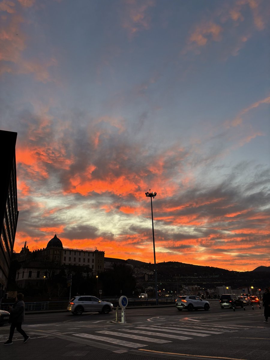 OxanaCG's tweet photo. Bilbao❤️‍🔥🌅 https://t.co/eWfiS85tcT