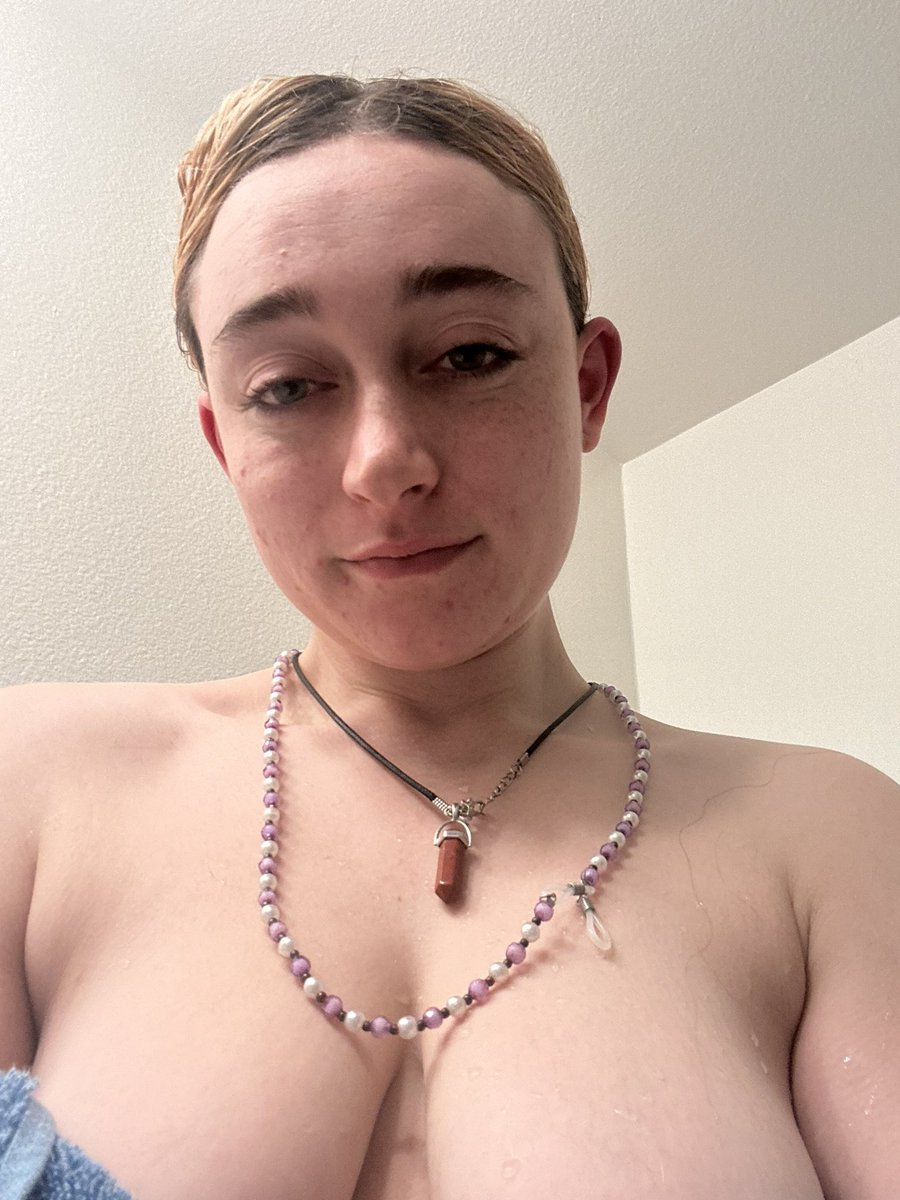 bugp1ll's tweet photo. Hit me up for flash deals!! Or on main!! @p1llbuggie 😏😜

#sellingcontent #sellingcustom #sellingnuds #sellingnsfw #buyingcontent #buyingfeetpics #nsfwtwt https://t.co/bPFUzTvv4s