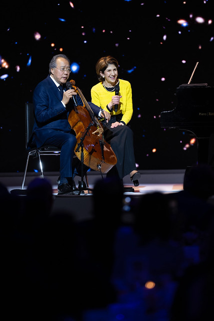 Cellist Yo-Yo Ma and CERN’s physicist Fabiola Gianotti reflected on the miracle of our existence <a href="/Davos/">World Economic Forum</a> and played together “Le Cygne” by Camille Saint-Saëns.

« Both #physics and music are forms of exploration. Arts, science, philosophy… It’s all culture and what makes us