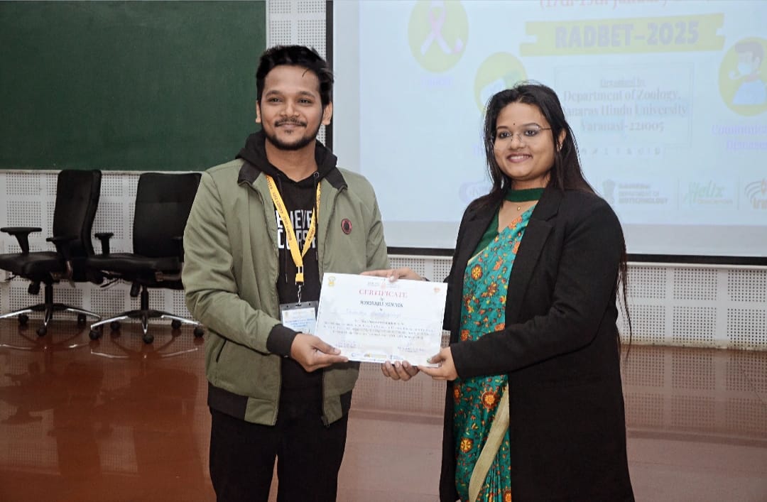 Divya singh_ lab (@divyasingh_lab) on Twitter photo Great start to 2025! Congratulations to Devendra @Dev_2310 on receiving the best oral presentation title in honourable mention category. Here's to pushing the boundaries ππ
@RADBET <a href="/CSIR_CDRI/">CSIR-CDRI</a> <a href="/cdriacademy/">CDRI-Academy and Research</a> <a href="/AcSIR_India/">AcSIR</a> <a href="/Divya213/">Divya Singh</a> Great start to 2025! Congratulations to Devendra @Dev_2310 on receiving the best oral presentation title in honourable mention category. Here's to pushing the boundaries ππ
@RADBET <a href="/CSIR_CDRI/">CSIR-CDRI</a> <a href="/cdriacademy/">CDRI-Academy and Research</a> <a href="/AcSIR_India/">AcSIR</a> <a href="/Divya213/">Divya Singh</a>