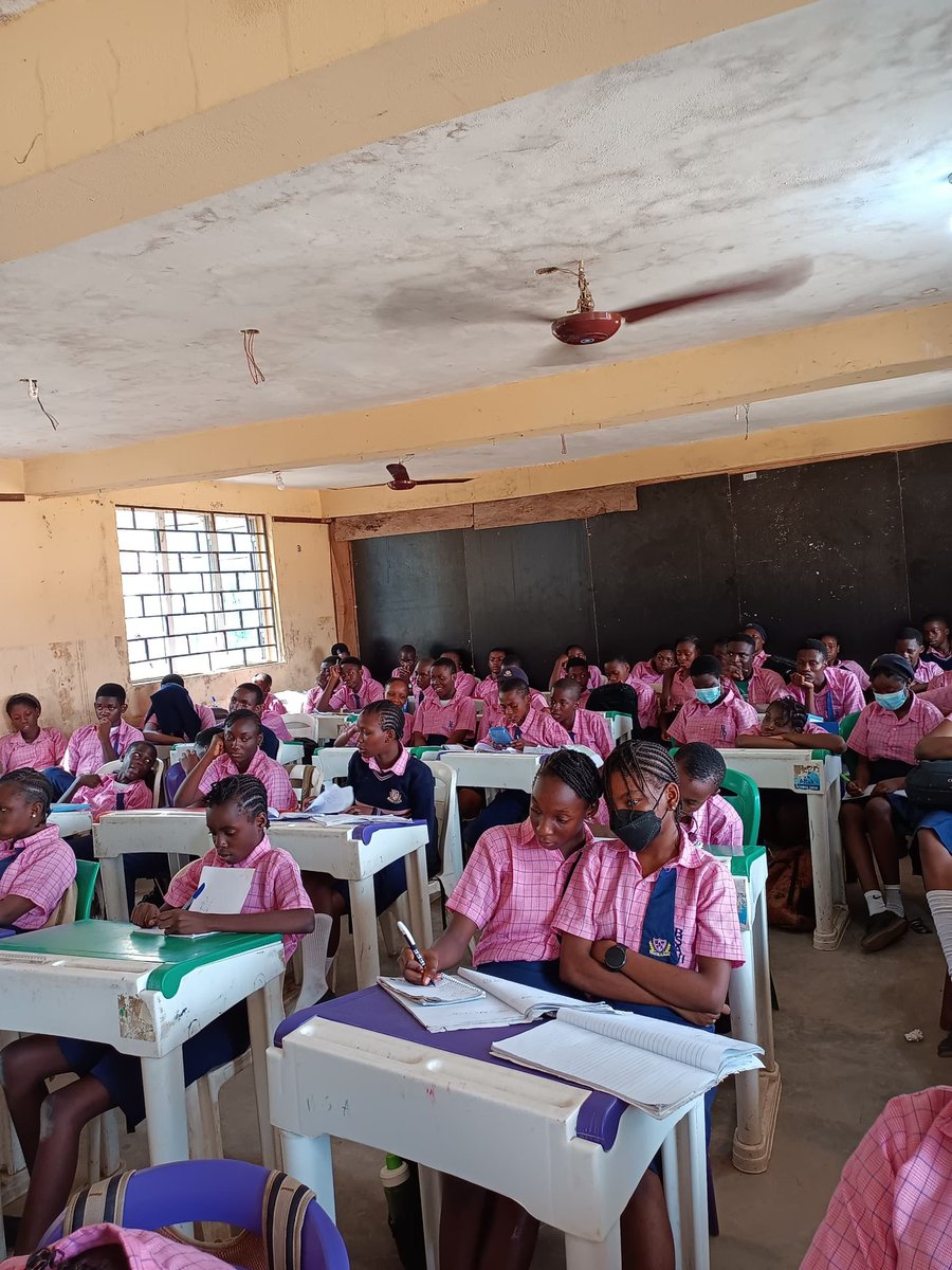 the_merithe_hub's tweet photo. Happy International Day of Education!😇💙
Together, we can eradicate learning poverty and promote Quality Education.🌍💙
#internationaldayofeducation #themerithehub #theimpactproject1 #SDG4 https://t.co/JyO8mWpW07