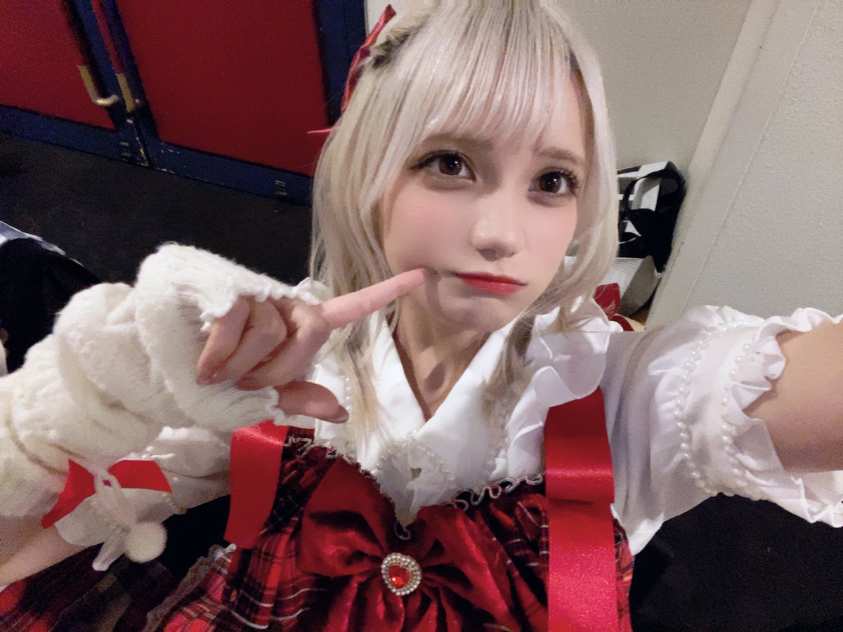 う*i様 神谷雫架サンタコスプレ写真　（現【CANDY TUNE】宮野　静） 宮野静(CANDY TUNE) (@shizuka_ct0530) on X