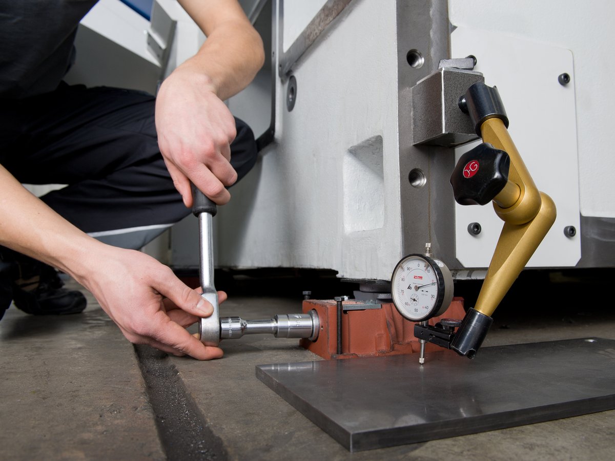 Gleasontweets's tweet image. Gleason offers gauging and calibration services for a wide range of products and processes, separately, or in combination with a Gleason Maintenance Program: gleason.com/service-progra…

#gleason #geartechnology #serviceprograms #geometrycheck #poleposition