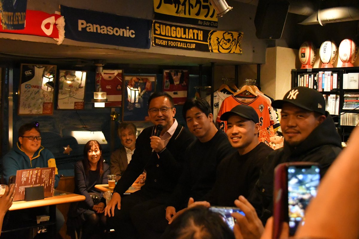 maruwamomotaros's tweet photo. 昨日、高田馬場にあるラグビーダイナー@NoSide_Club にて開催されたトークショーPhotos📸

@takesu02 
@rikukitahara 
@taiki04301 

開催にあたりご協力いただいた皆さま、お越しいただいた皆さま、誠にありがとうございました！ https://t.co/Fymr1e7Caq