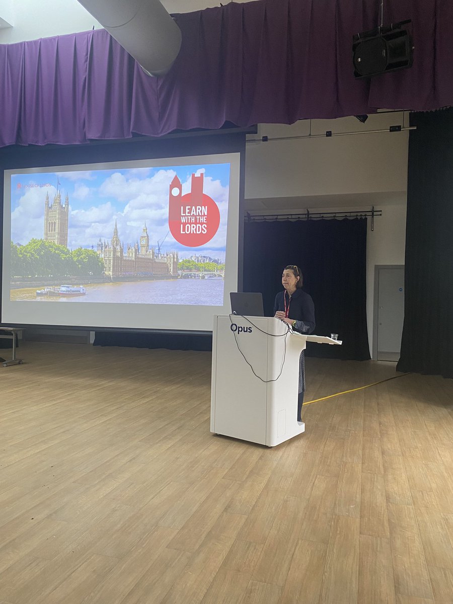 Stonehenge_Sch's tweet photo. Last Friday, we were fortunate enough to receive a visit from Baroness Barran, Shadow Minister for Education and current member of the House of Lords. See today’s newsletter for the full report! Thank you to @ukhouseoflords and Baroness Barran for this wonderful opportunity. https://t.co/128B2fHuA7