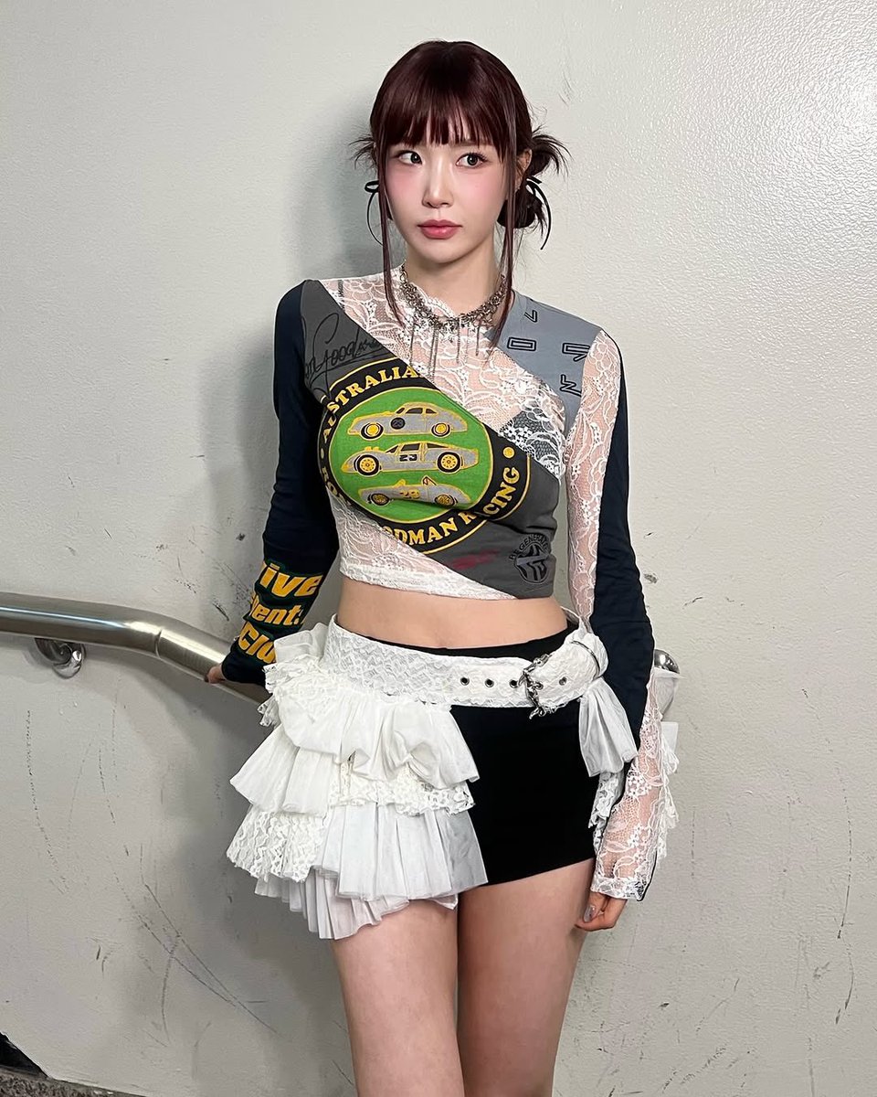 bbeevol's tweet image. MISS YUNA..on my knees #BBGIRLS #LOVE2