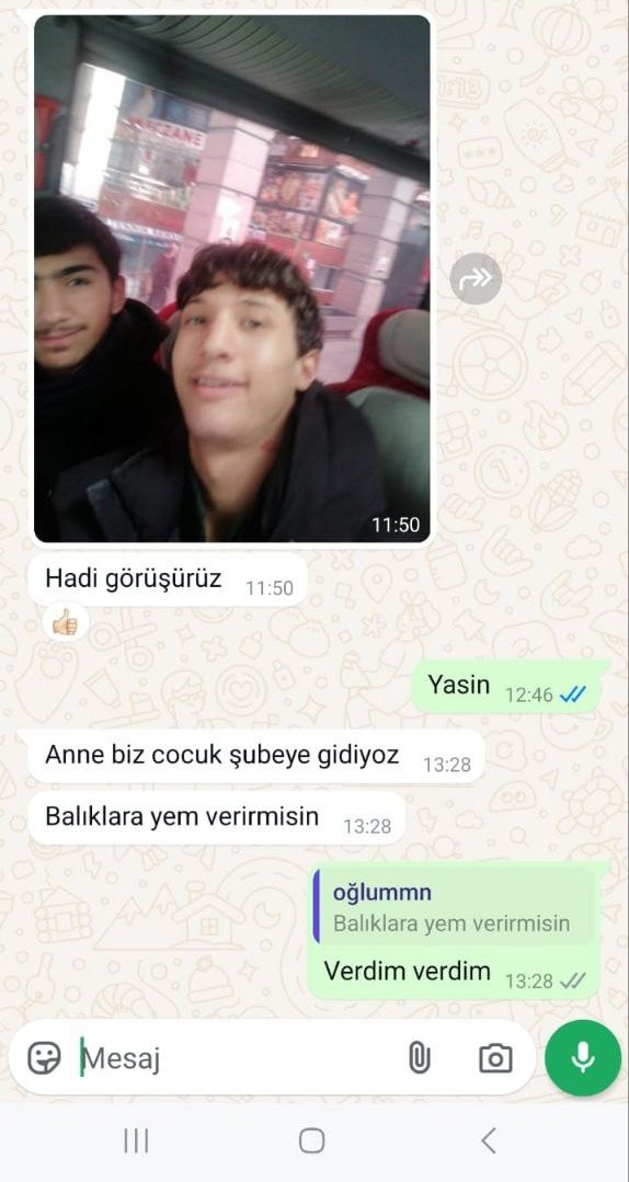 Furkan çocuk gözaltında: 

"Anne biz çocuk şubeye gidiyoruz balıklara yem verir misin?" 

Furkan Çocuğun cesaretine tüm dünya şahit olsun! Bizde size boyun eğecek yürek yok! 🔥 

#AnkaraEmniyeti
DiniKonferansa DarpveGözaltı