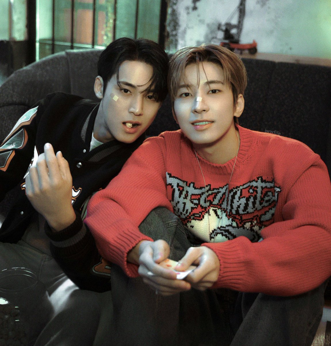 vinquewrites's tweet photo. quiz II 🔞
— mg x ww filo au

after their encounter, ww tried to avoid mg. but mg won’t let it, especially with his growing desire to taste ww again.

cw: read tags inside

🔗: https://t.co/8I3IjXjP6A https://t.co/D04O9oSe0p