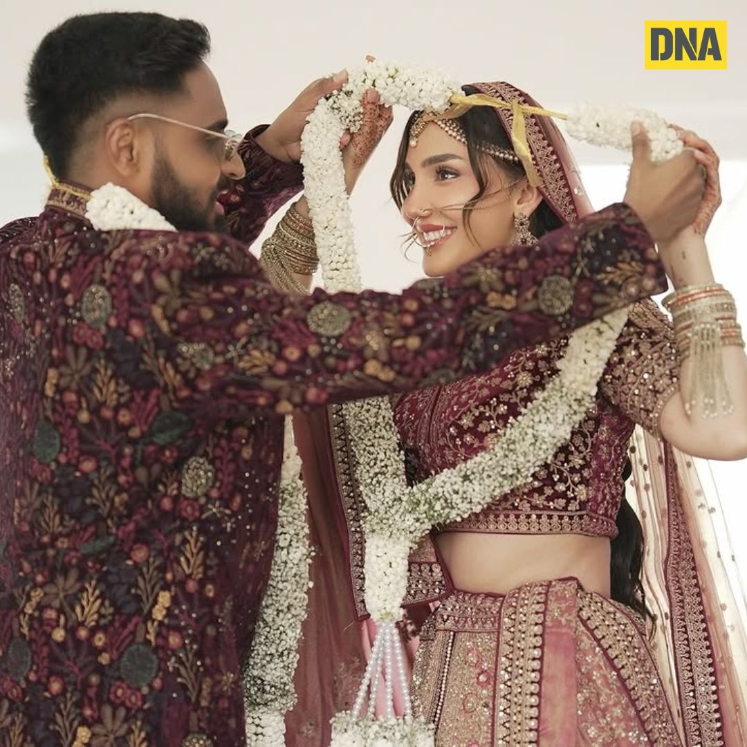 dna's tweet photo. Rapper Emiway Bantai surprised fans by sharing glimpses of his intimate wedding ceremony with singer-actor Swaalina

Read Here: https://t.co/YeTNWuXoDy

#DNAUpdates | #Rapper | #EmiwayBantai | #Swaalina | #EmiwayBantaiWedding https://t.co/vqE7t4aE0u